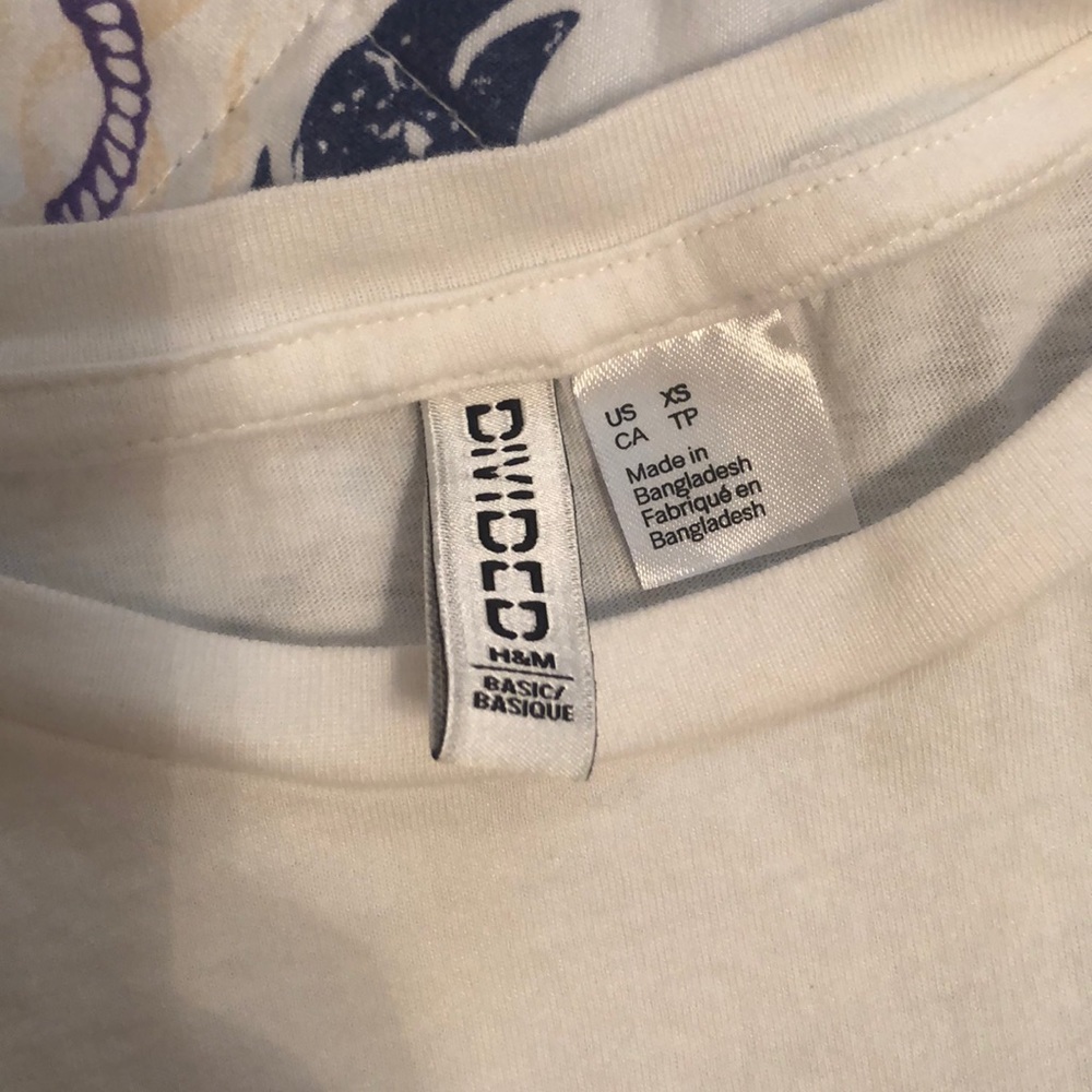 Divided basic white tee - Picture 3 of 5
